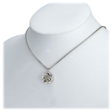 collana chanel argento prezzo|gioielleria Chanel.